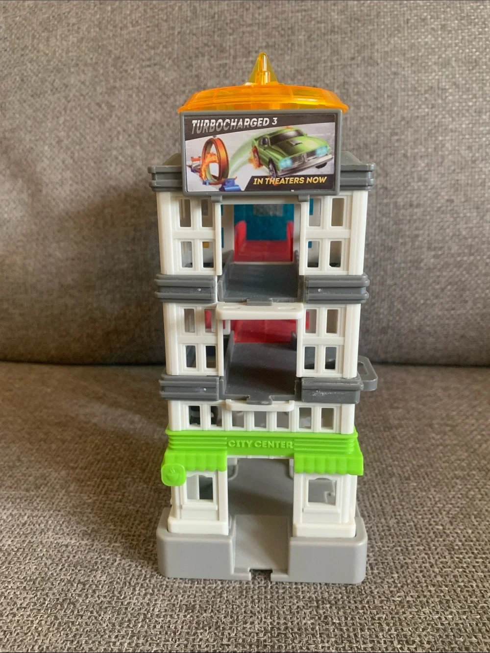 Driven Battat Pocket Series City Center Cinema Cafe Garage Playset & Accessories